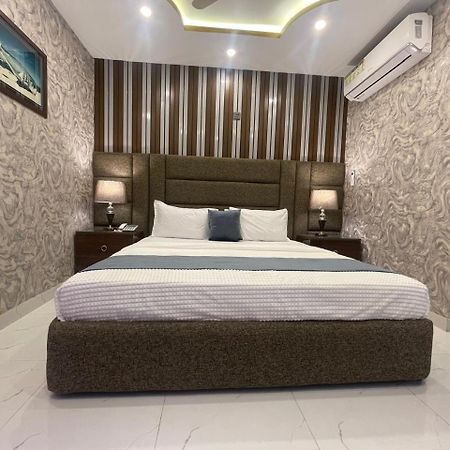 Hotel Croydon International Rawalpindi Eksteriør billede
