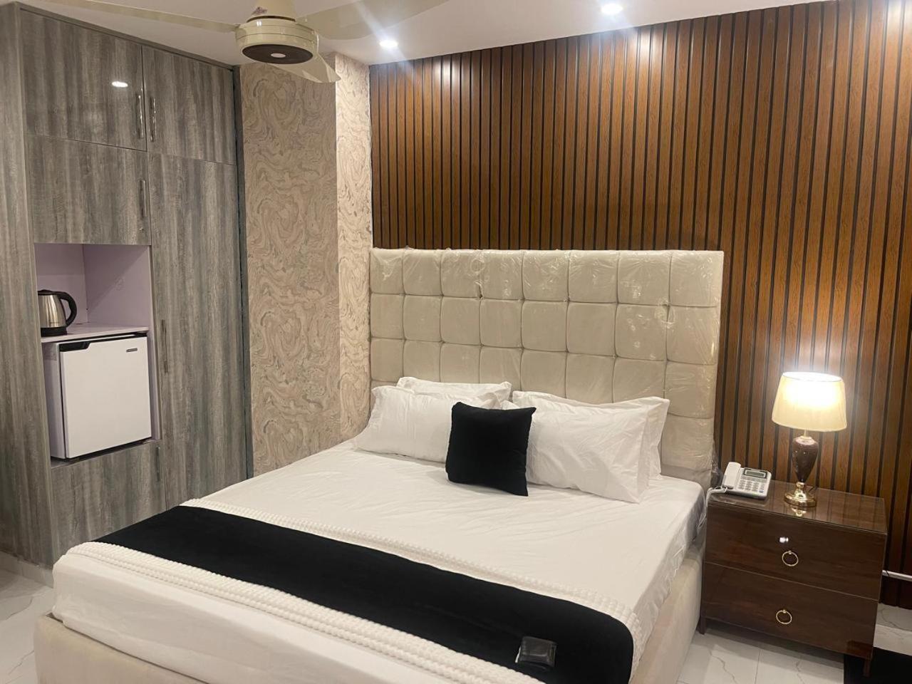 Hotel Croydon International Rawalpindi Eksteriør billede