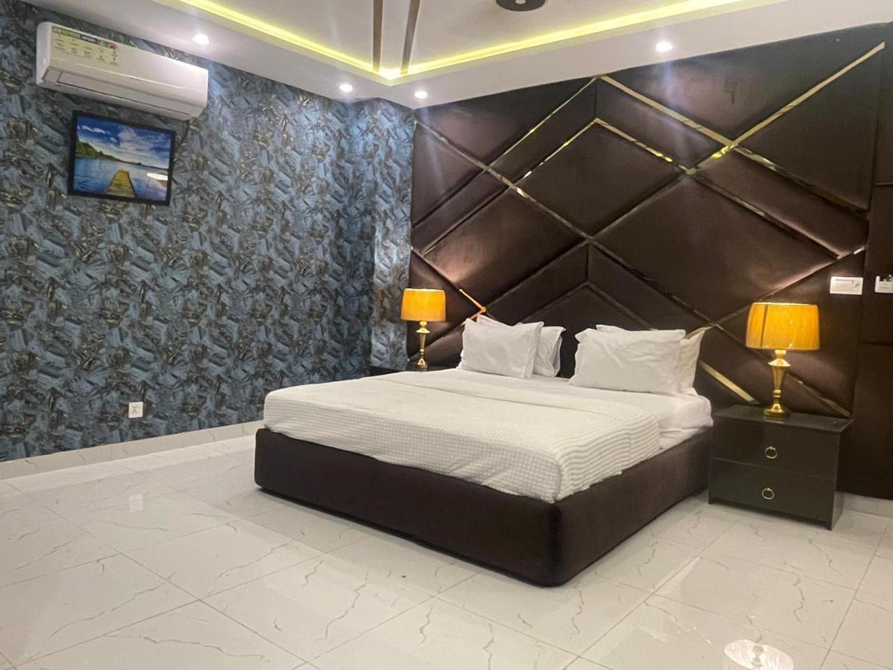 Hotel Croydon International Rawalpindi Eksteriør billede